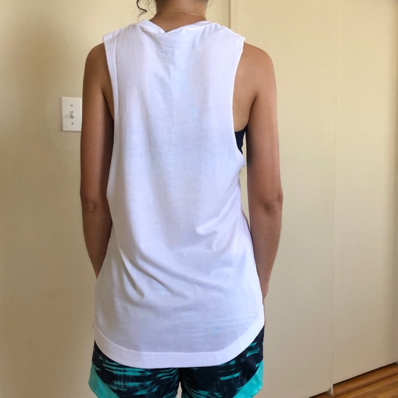 LAST3// Sophia White Muscle Top - Picture 7 of 8